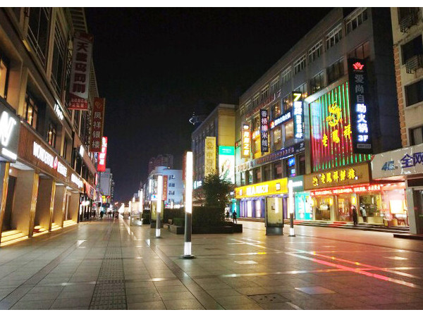 商業(yè)街景觀燈