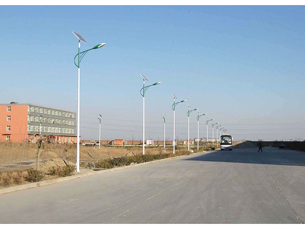 正翔照明新能源LED太陽能路燈