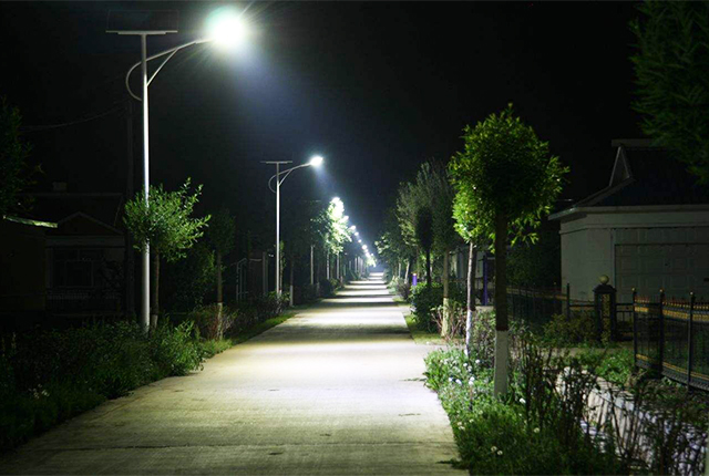 太陽(yáng)能路燈生產(chǎn)廠家