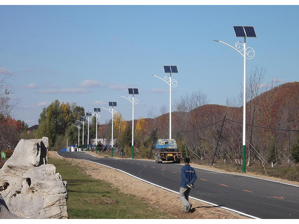 廣西新農(nóng)村太陽能路燈