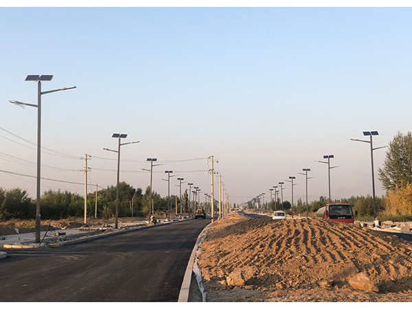 太陽能路燈