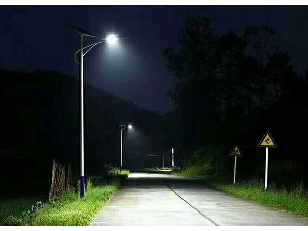 農(nóng)村太陽能路燈