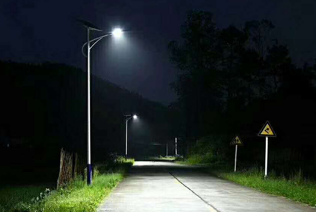 農(nóng)村太陽能路燈