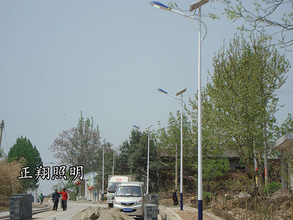 太陽能路燈