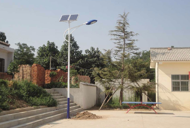 新農(nóng)村太陽能路燈