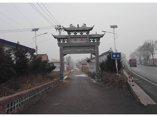 新農村LED太陽能路燈