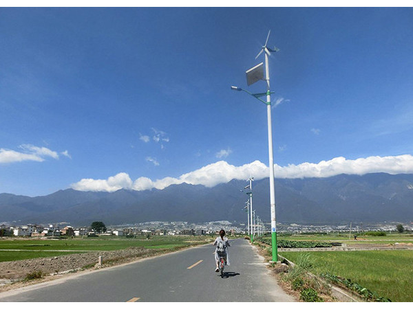 旅游景點(diǎn)太陽能路燈安裝的注意事項 太陽能風(fēng)光互補(bǔ)路燈