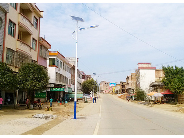 江西led太陽(yáng)能路燈