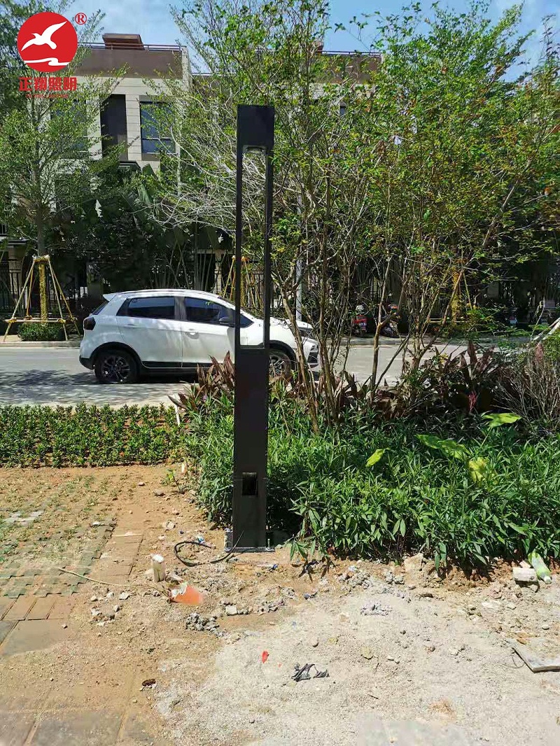 海南省三亞市海波十九巷現(xiàn)代景觀燈 海南省三亞市海波十九巷現(xiàn)代景觀燈