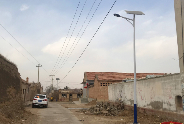 新農(nóng)村LED太陽能路燈