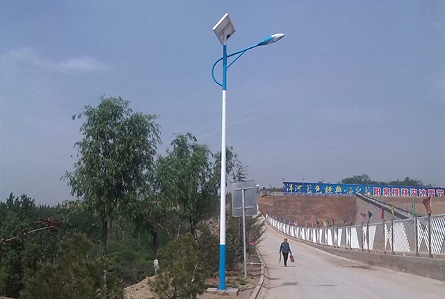 農(nóng)場(chǎng)太陽能路燈