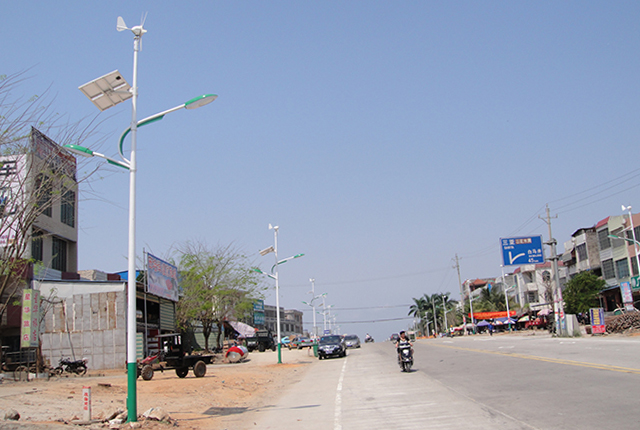 正翔照明太陽能風光互補路燈
