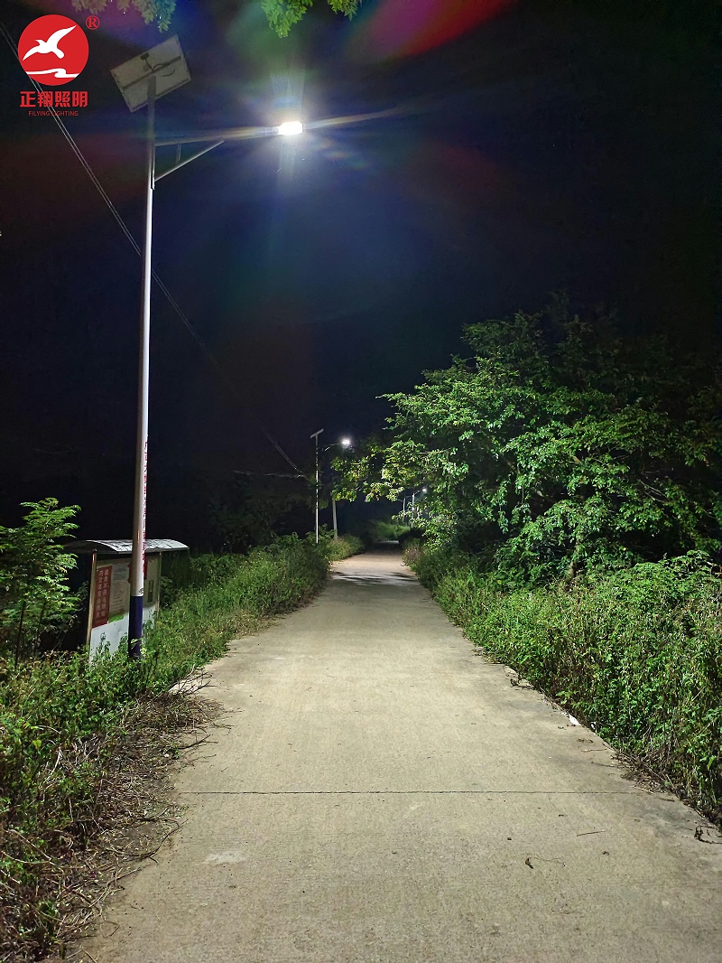廣西桂平鄉(xiāng)村太陽能路燈 廣西桂平鄉(xiāng)村太陽能路燈